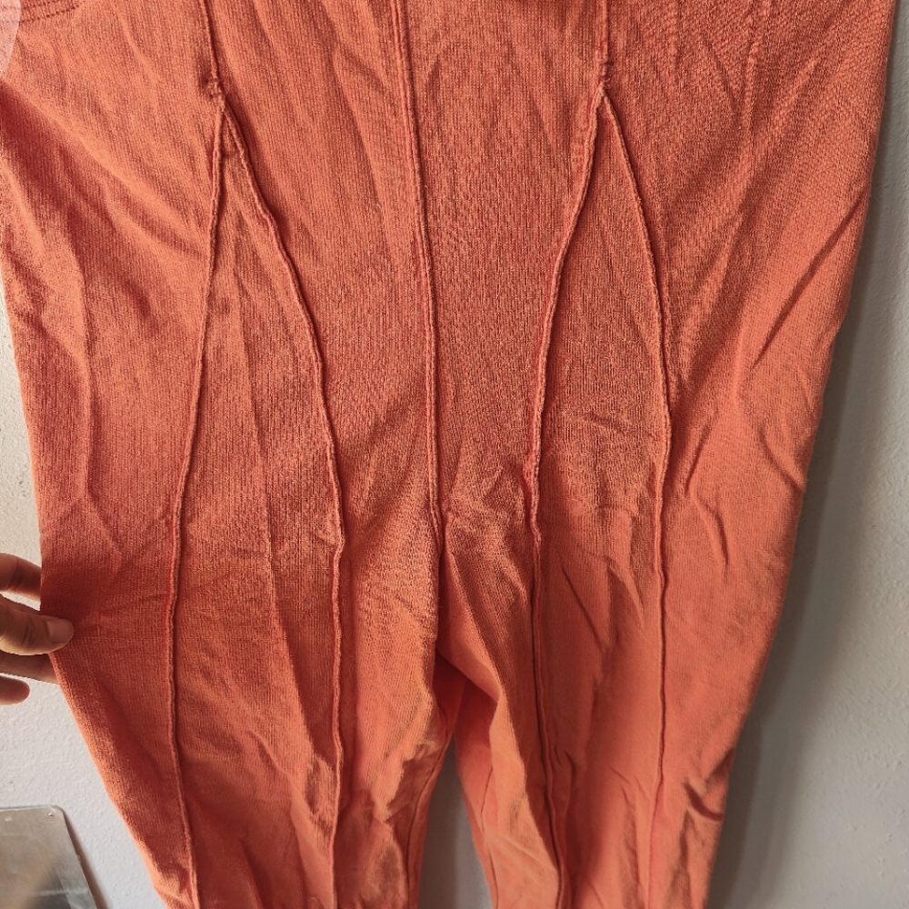 NWT woman's Urban outfitters overalls size M - Picture 3 of 11